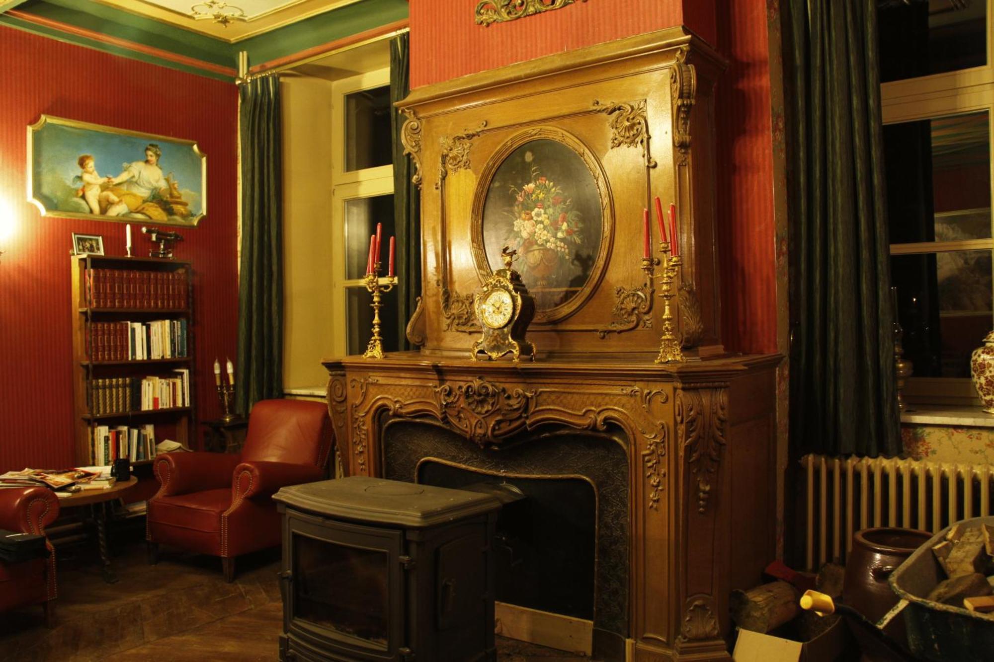 Tromcourt Otel Couvin Dış mekan fotoğraf